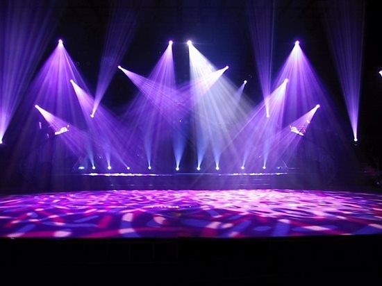 Tầm quan trọng của ánh sáng sân khấu